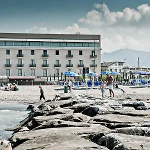 Rondine Hotel